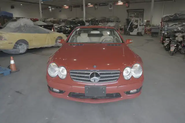 2004 Mercedes-Benz SL-Class - Photo 2