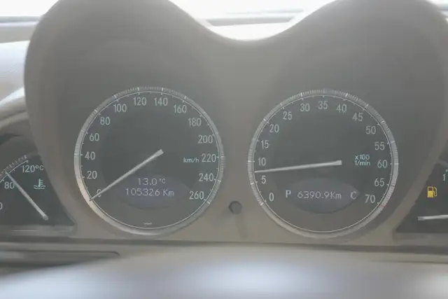 2004 Mercedes-Benz SL-Class - Photo 5