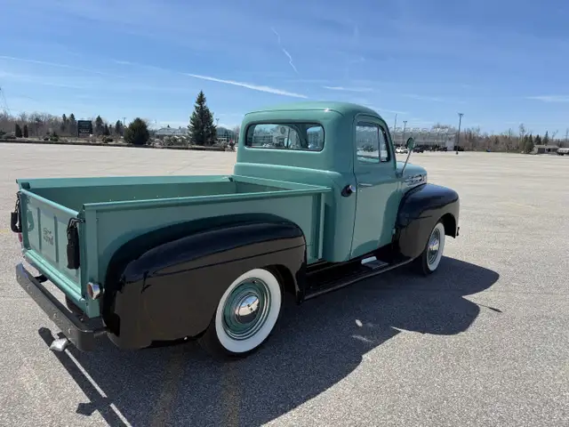 1952 Ford F1 - Photo 5