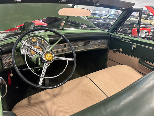 1949 Chrysler Town & Country - Photo 5