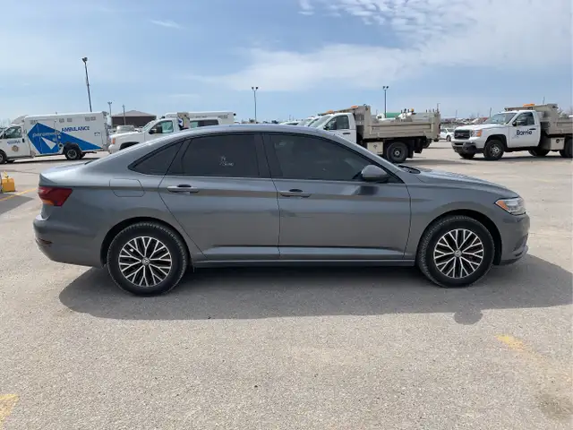 2019 Volkswagen Jetta - Photo 4