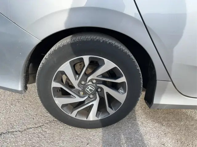 2018 Honda Civic - Photo 16