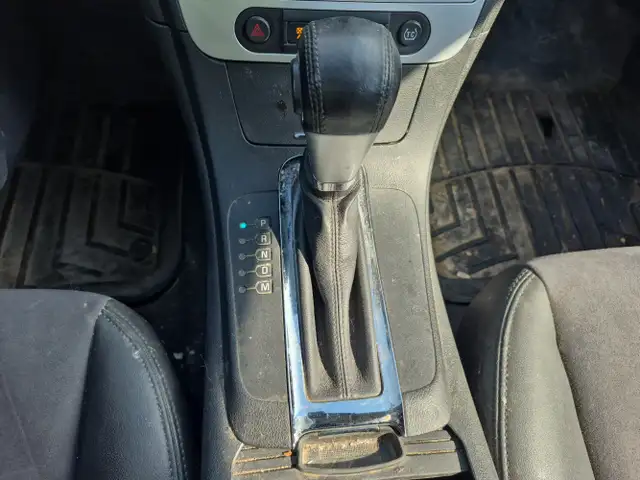 2011 Chevrolet Malibu - Photo 19