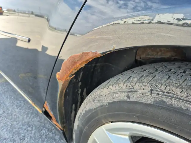 2011 Chevrolet Malibu - Photo 26