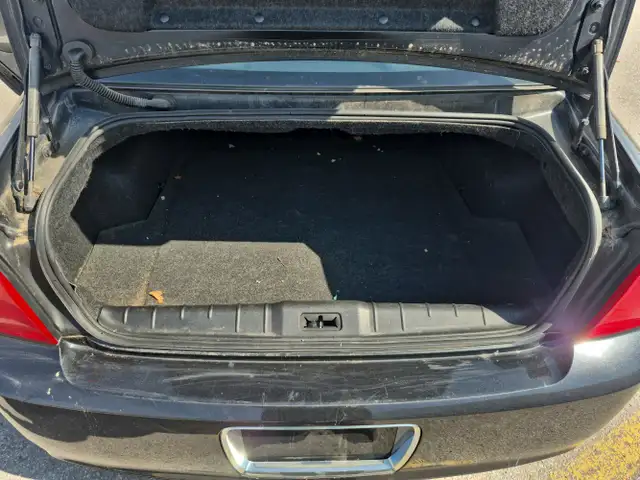 2011 Chevrolet Malibu - Photo 30