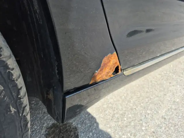 2011 Chevrolet Malibu - Photo 32