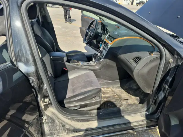 2011 Chevrolet Malibu - Photo 35