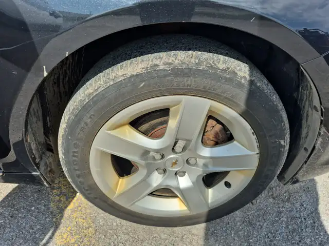 2011 Chevrolet Malibu - Photo 36