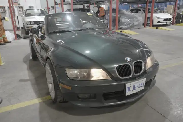 2000 BMW Z3 - Photo 7