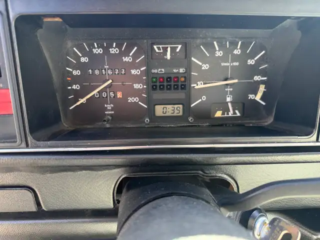 1981 Volkswagen Rabbit Convertible - Photo 11