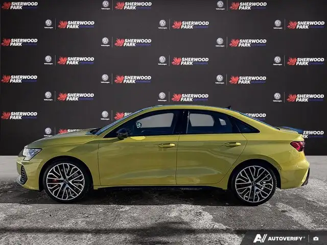 2025 Audi S3 Sedan Technik | HEATED SEATS | SUNROOF | NAVI - Photo 2