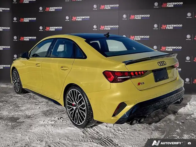 2025 Audi S3 Sedan Technik | HEATED SEATS | SUNROOF | NAVI - Photo 4