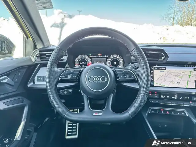 2025 Audi S3 Sedan Technik | HEATED SEATS | SUNROOF | NAVI - Photo 22