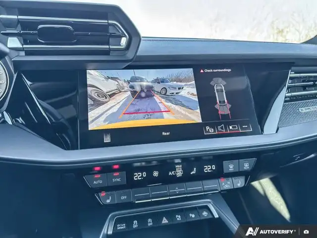 2025 Audi S3 Sedan Technik | HEATED SEATS | SUNROOF | NAVI - Photo 26