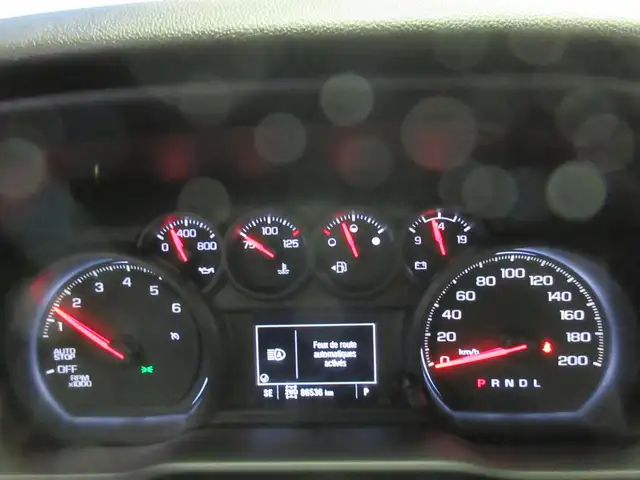 CHEVROLET SILVERADO 1500 2023 CUSTOM CREW-CAB 4X4 2.7L 86500 KM - Photo 14