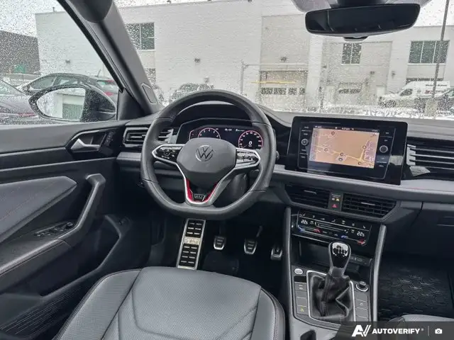 2025 Volkswagen Jetta GLI Autobahn | VW CERTIFIED | MANUAL - Photo 10