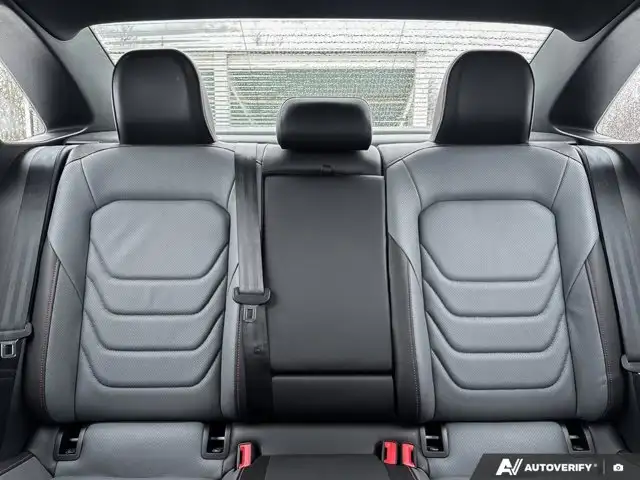 2025 Volkswagen Jetta GLI Autobahn | VW CERTIFIED | MANUAL - Photo 14