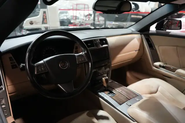 2008 Cadillac XLR-V - Photo 3