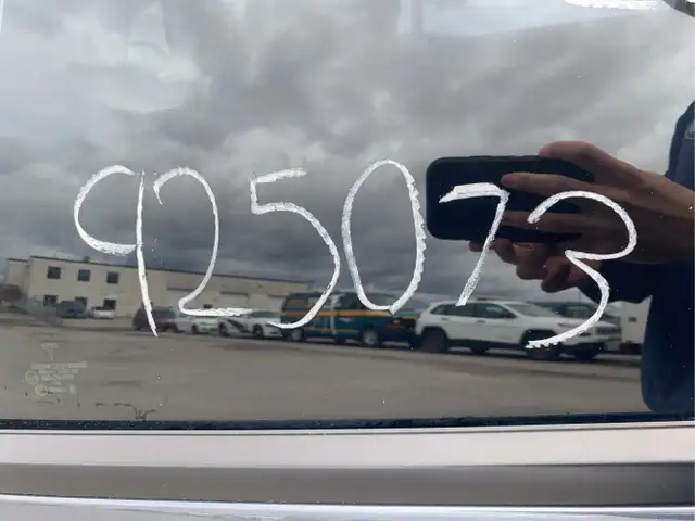 2022 Tesla Model 3 - Photo 27