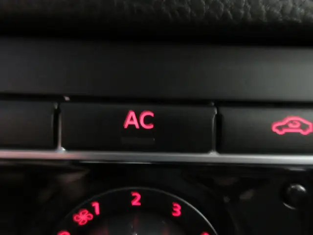 VOLKSWAGEN TIGUAN 2012 TRENDLINE 2.0 TURBO TSI 4MOTION BANC CHAU - Photo 19