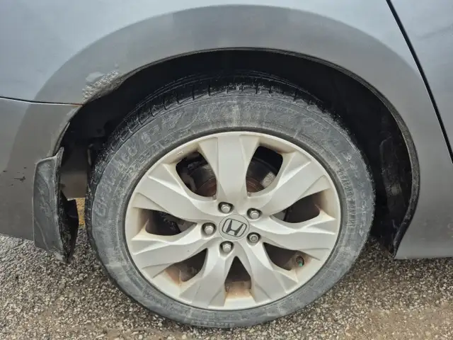 2010 Honda Accord - Photo 25