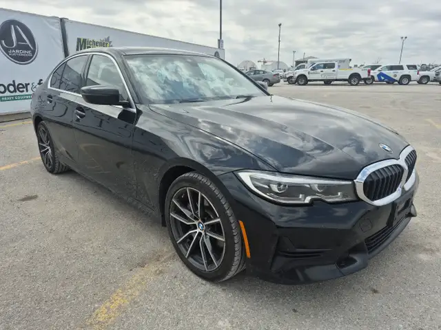 2019 BMW 3 Series - Photo 3