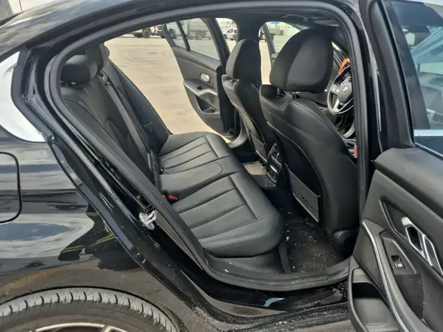 2019 BMW 3 Series - Photo 24