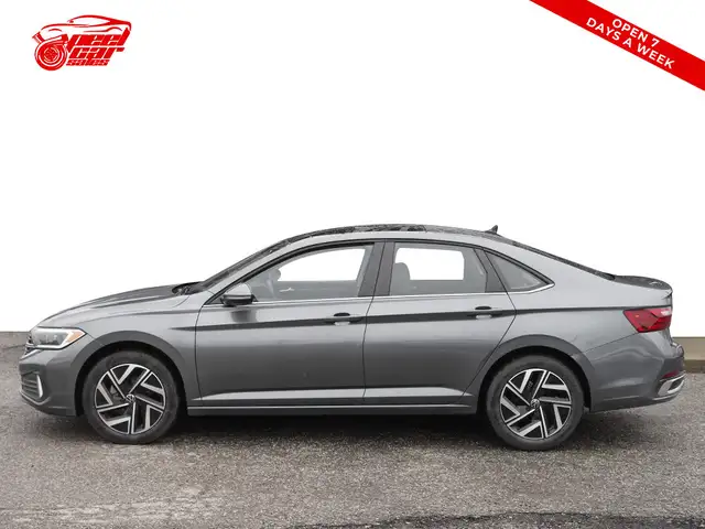2024 Volkswagen Jetta Highline, SUNROOF, LEATHER SEATS, APPLE CA - Photo 5