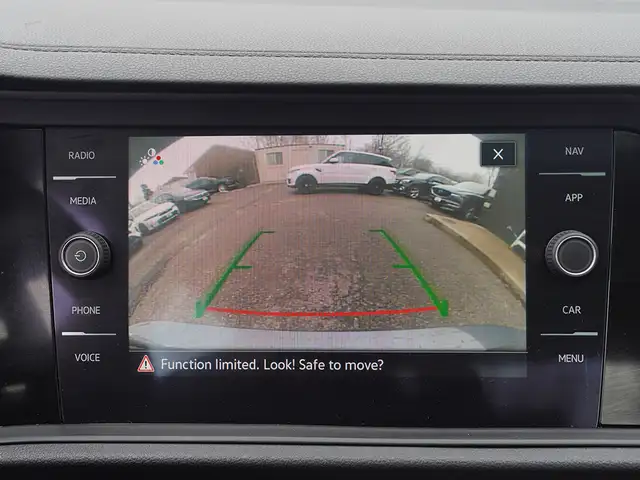 2024 Volkswagen Jetta Highline, SUNROOF, LEATHER SEATS, APPLE CA - Photo 22