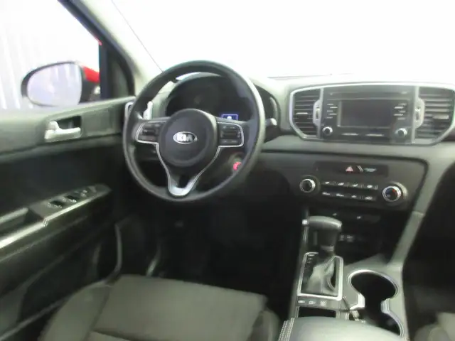 KIA SPORTAGE 2018 LX AWD JAMAIS ACCIDENTE TRES PROPRE TOUT EQUIP - Photo 15