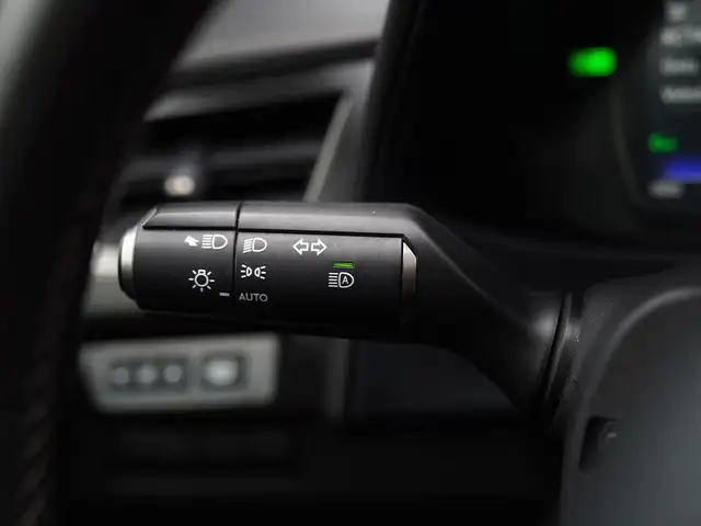 2022 Lexus UX 250H Luxury, BSM, Adaptive Cruise Control, Apple C - Photo 21