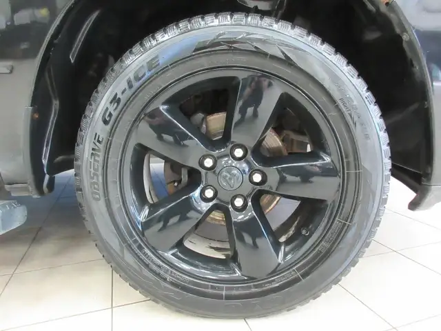 RAM 1500 2017 EXPRESS QUAD-CAB BOITE 6.4 Ft HEMI V8 5.7L 4X4 - Photo 9