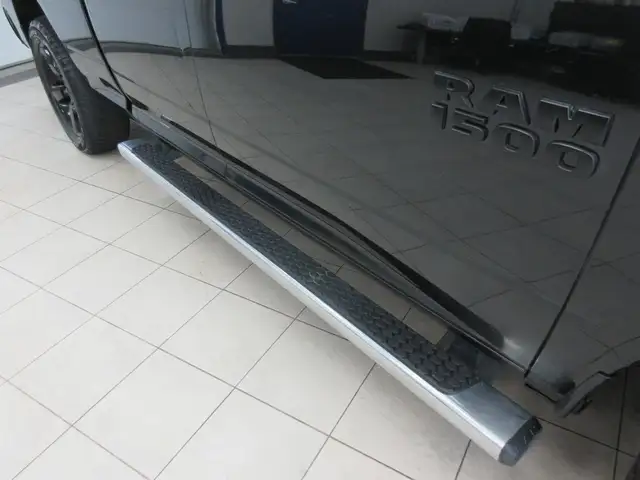 RAM 1500 2017 EXPRESS QUAD-CAB BOITE 6.4 Ft HEMI V8 5.7L 4X4 - Photo 10