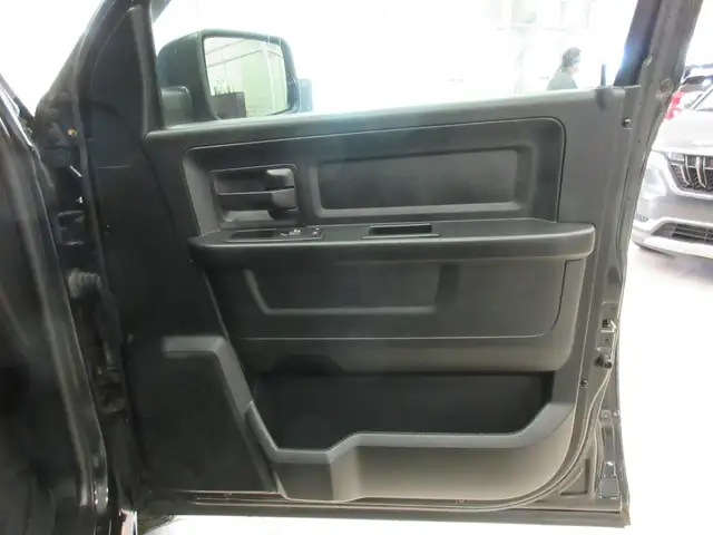 RAM 1500 2017 EXPRESS QUAD-CAB BOITE 6.4 Ft HEMI V8 5.7L 4X4 - Photo 13