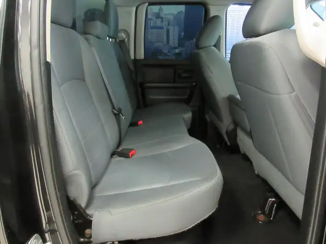 RAM 1500 2017 EXPRESS QUAD-CAB BOITE 6.4 Ft HEMI V8 5.7L 4X4 - Photo 14