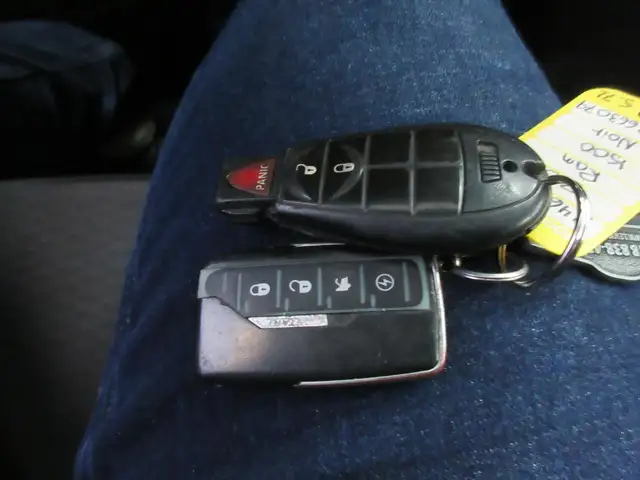 RAM 1500 2017 EXPRESS QUAD-CAB BOITE 6.4 Ft HEMI V8 5.7L 4X4 - Photo 16