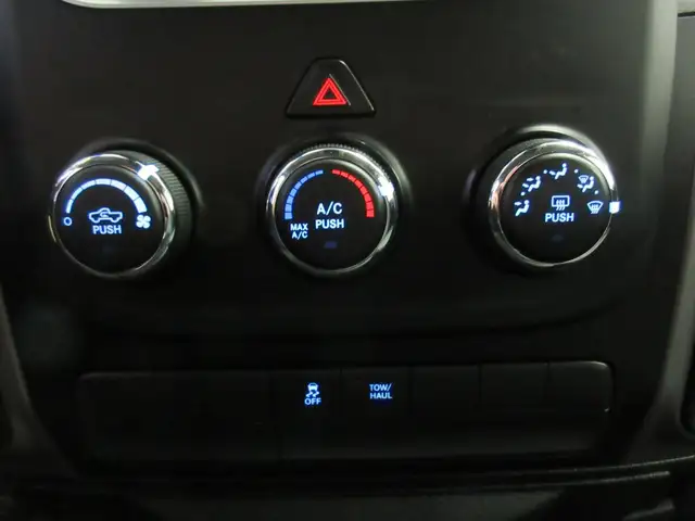 RAM 1500 2017 EXPRESS QUAD-CAB BOITE 6.4 Ft HEMI V8 5.7L 4X4 - Photo 19