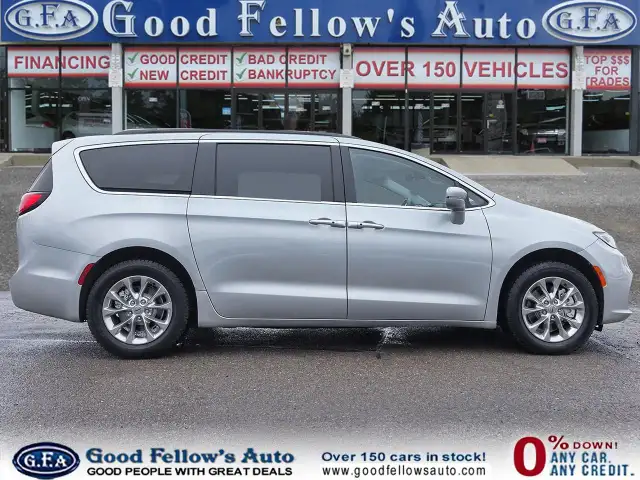 2022 Chrysler Pacifica TOURING L MODEL, AWD, 7 PASSENGER, LEATHE - Photo 3