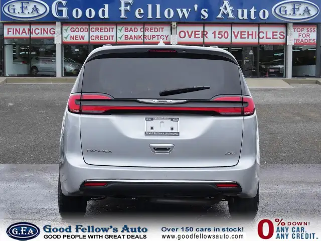 2022 Chrysler Pacifica TOURING L MODEL, AWD, 7 PASSENGER, LEATHE - Photo 4