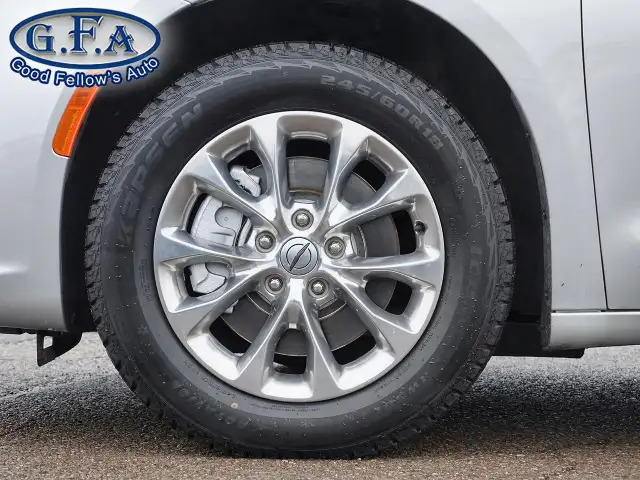 2022 Chrysler Pacifica TOURING L MODEL, AWD, 7 PASSENGER, LEATHE - Photo 6