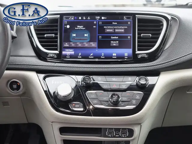 2022 Chrysler Pacifica TOURING L MODEL, AWD, 7 PASSENGER, LEATHE - Photo 14