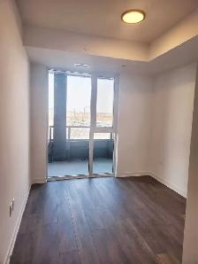Condo for rental - Photo 5