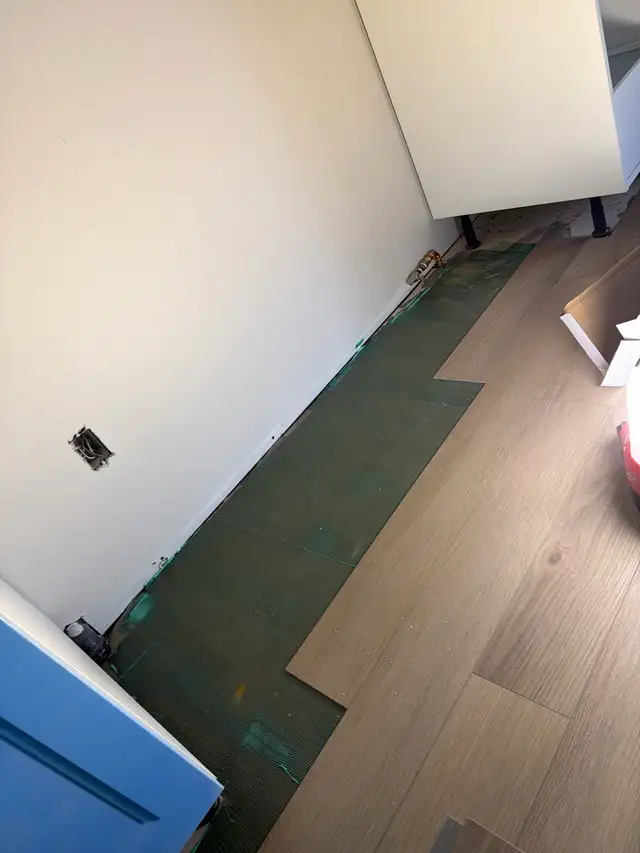 need 1 guy full time Flooring installation hourly Embrun russell