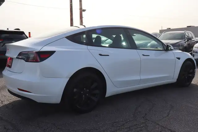 2023 TESLA MODEL 3 - Photo 7