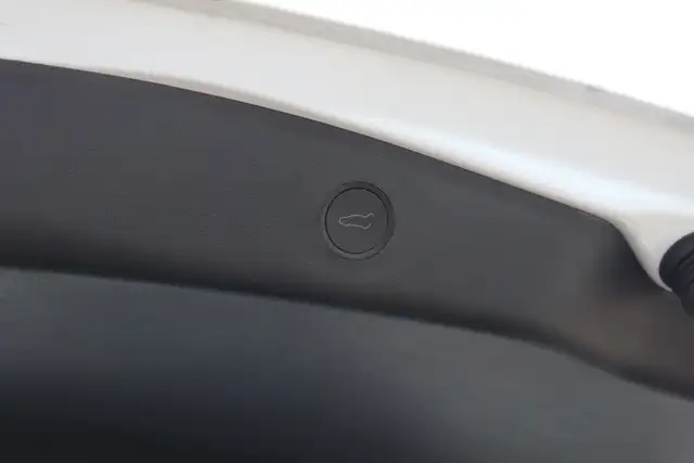 2023 TESLA MODEL 3 - Photo 24