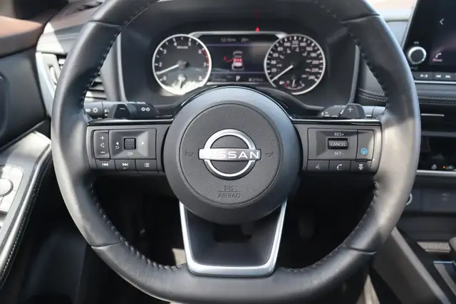 2023 Nissan Rogue - Photo 11