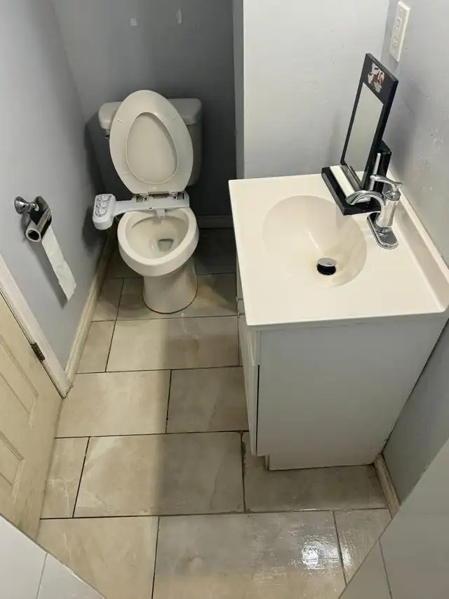 Two bedroom basement/ Rental Basement - Photo 8