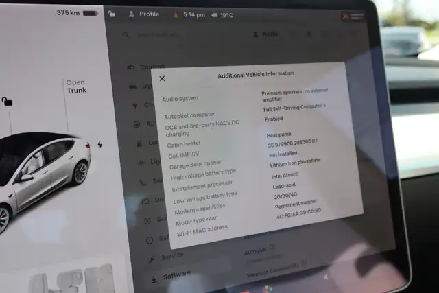 2022 Tesla Model 3 - Photo 17