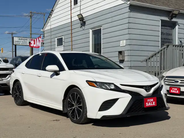 2018 Toyota Camry LE Auto - Photo 2