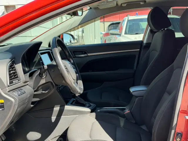 2017 Hyundai Elantra 4dr Sdn Auto GLS - Photo 5